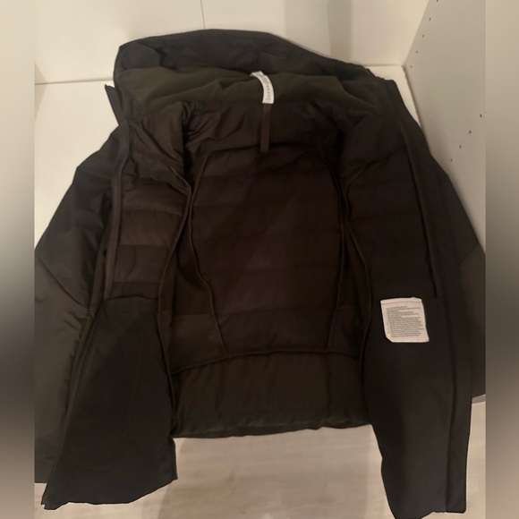 Lululemon Jacket - Picture 2 of 8